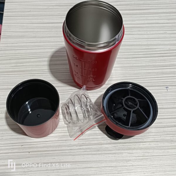 ⁦gourde et shaker en Inox⁩ - الصورة ⁦4⁩