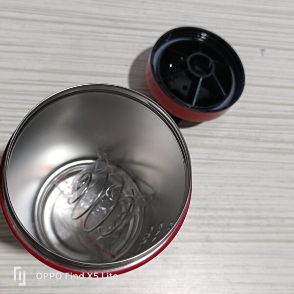 ⁦gourde et shaker en Inox⁩ - الصورة ⁦2⁩